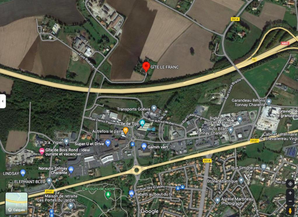 Le Grand Franc Gite Cosy Proche Tous Commerces Tonnay-Charente Esterno foto
