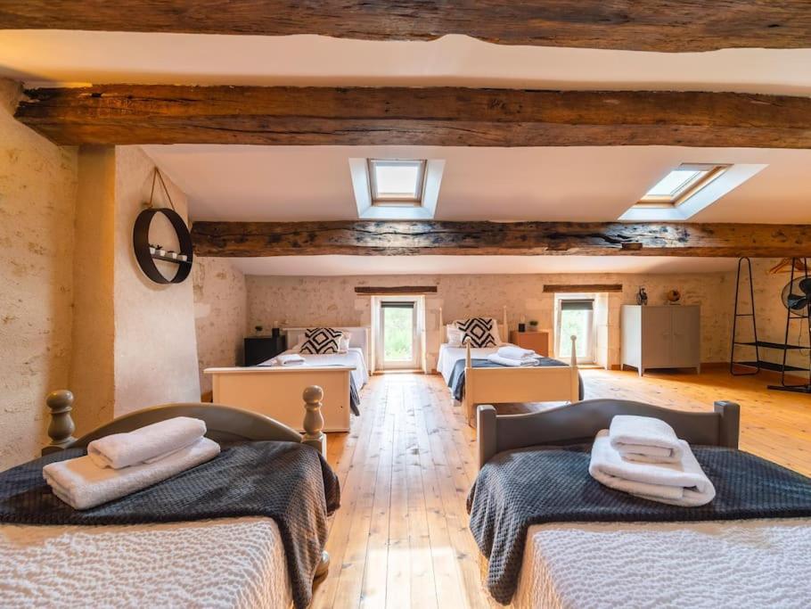 Le Grand Franc Gite Cosy Proche Tous Commerces Tonnay-Charente Esterno foto