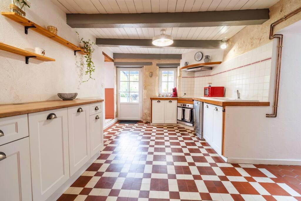 Le Grand Franc Gite Cosy Proche Tous Commerces Tonnay-Charente Esterno foto